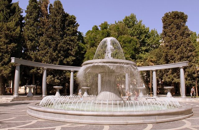 Fountains square Baku 1 e1693037408506