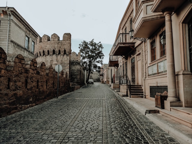 baku old street azerbaijan